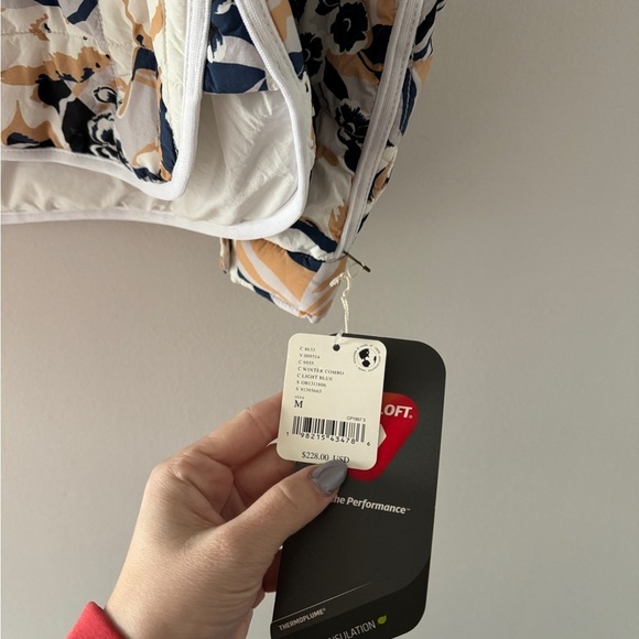 FREE PEOPLE NWT Pippa Printed Packable Puffer Jacket in Winter Combo M - Picture 8 of 9